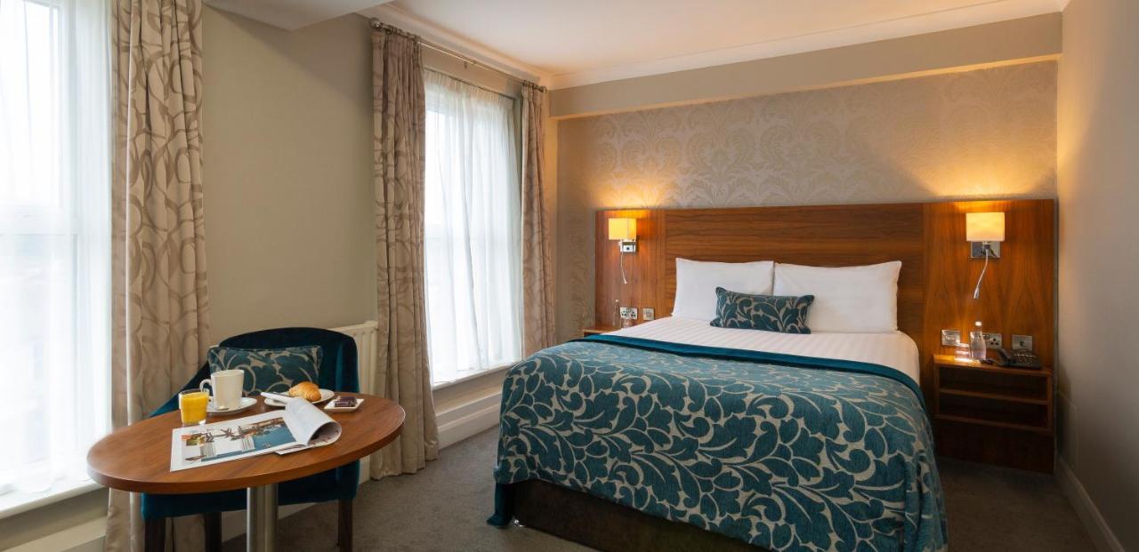เดอะ รอยัล โฮเต็ล แอนด์ เมอริล เลชเชอร์ คลับ Hotel เบรย์ ภายนอก รูปภาพ