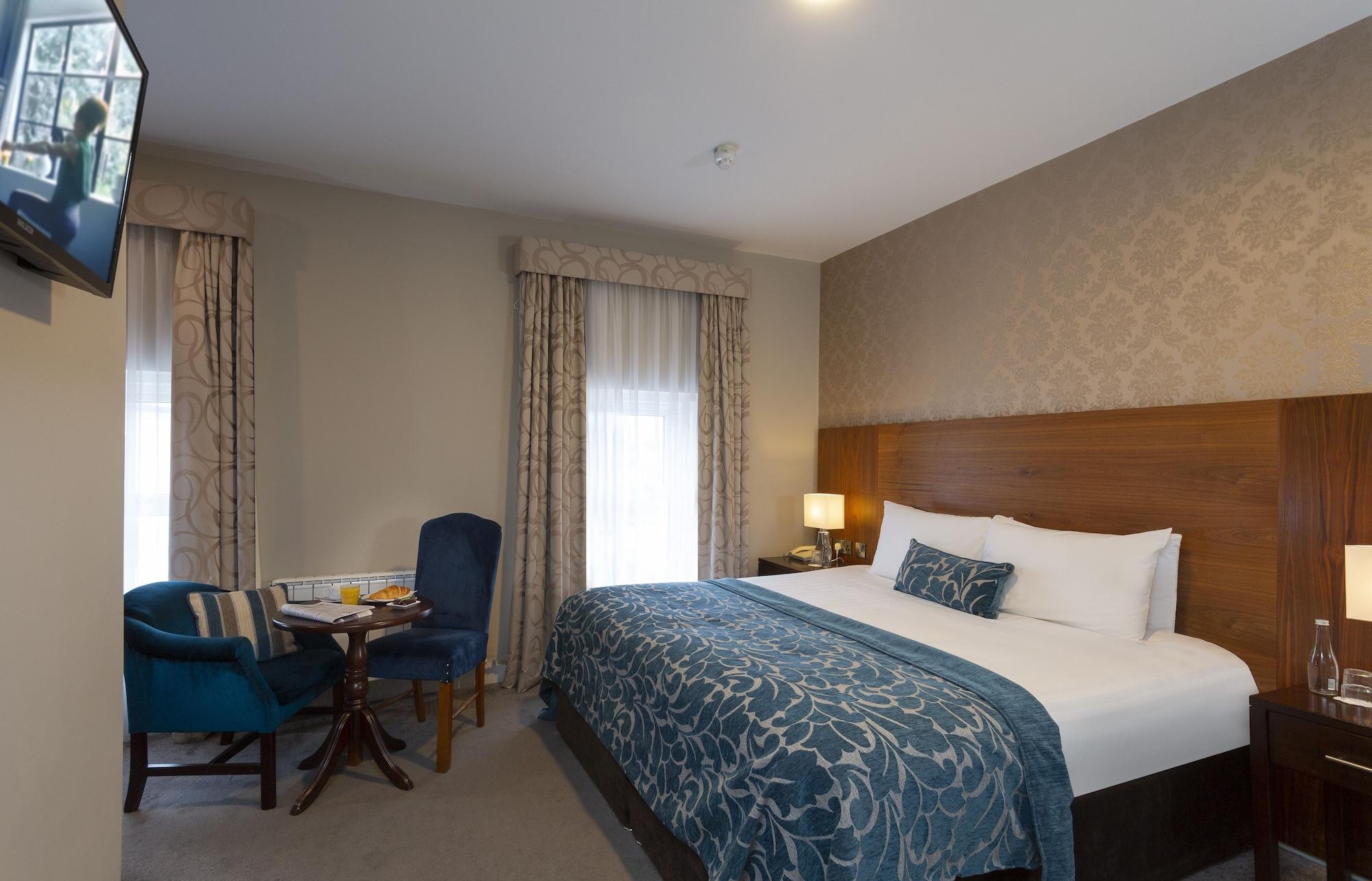 เดอะ รอยัล โฮเต็ล แอนด์ เมอริล เลชเชอร์ คลับ Hotel เบรย์ ภายนอก รูปภาพ