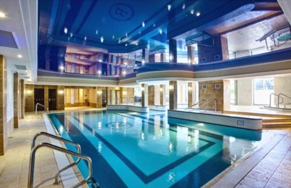 เดอะ รอยัล โฮเต็ล แอนด์ เมอริล เลชเชอร์ คลับ Hotel เบรย์ ภายนอก รูปภาพ