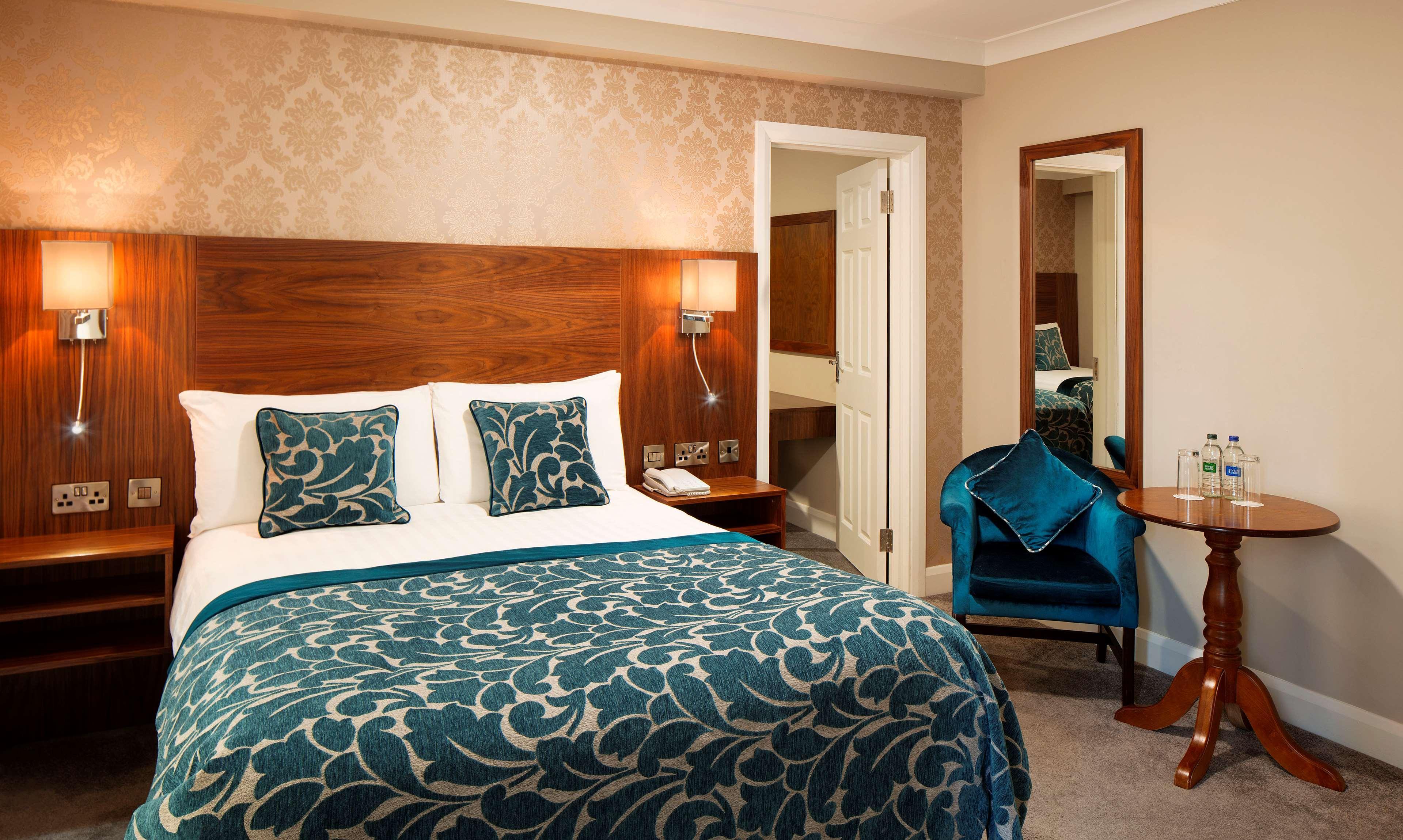 เดอะ รอยัล โฮเต็ล แอนด์ เมอริล เลชเชอร์ คลับ Hotel เบรย์ ภายนอก รูปภาพ