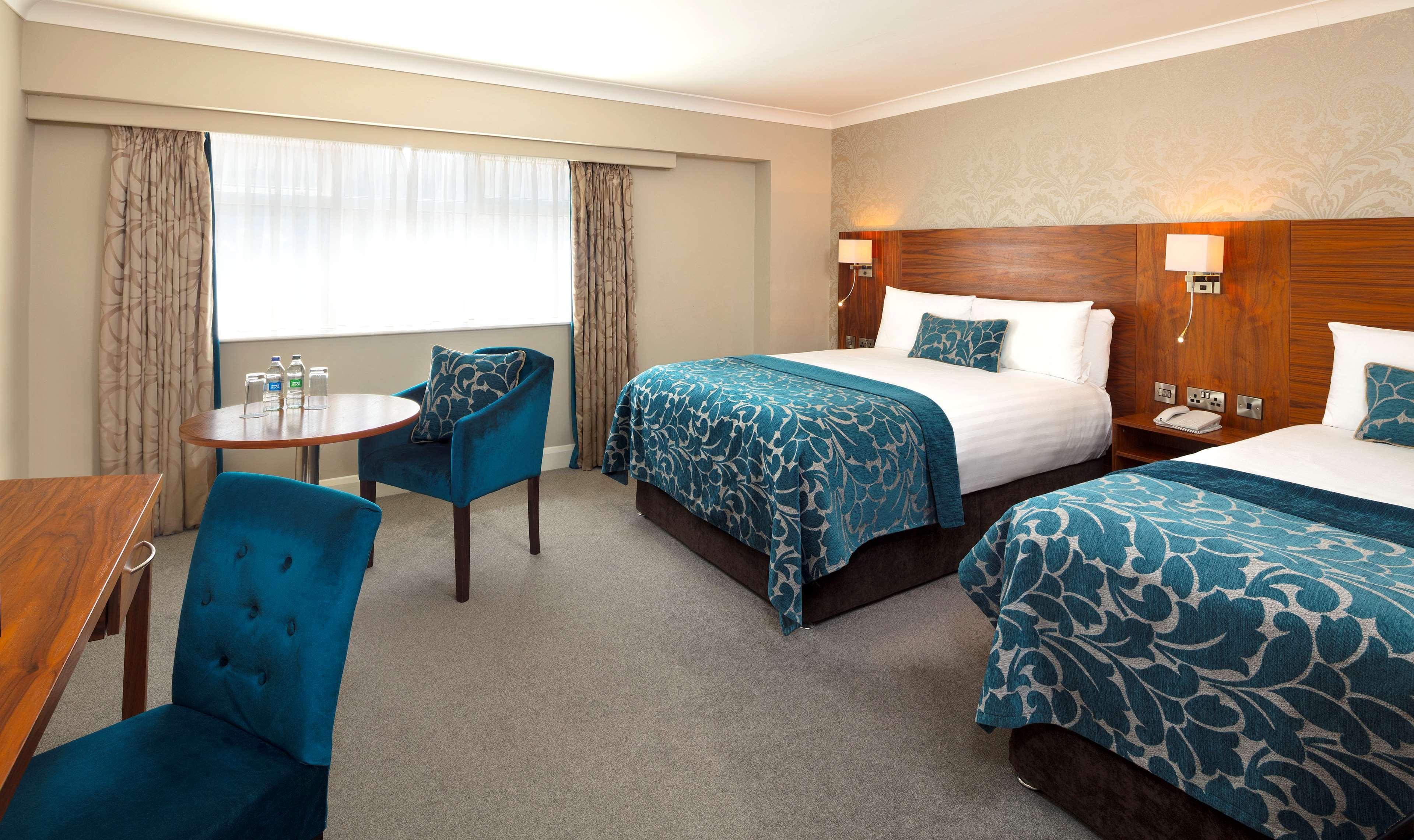 เดอะ รอยัล โฮเต็ล แอนด์ เมอริล เลชเชอร์ คลับ Hotel เบรย์ ภายนอก รูปภาพ