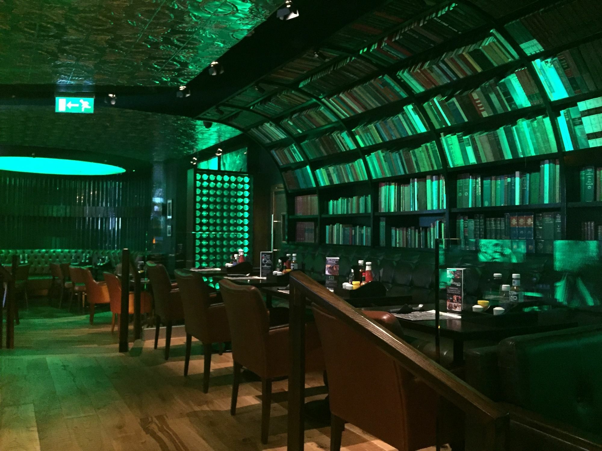 เดอะ รอยัล โฮเต็ล แอนด์ เมอริล เลชเชอร์ คลับ Hotel เบรย์ ภายนอก รูปภาพ