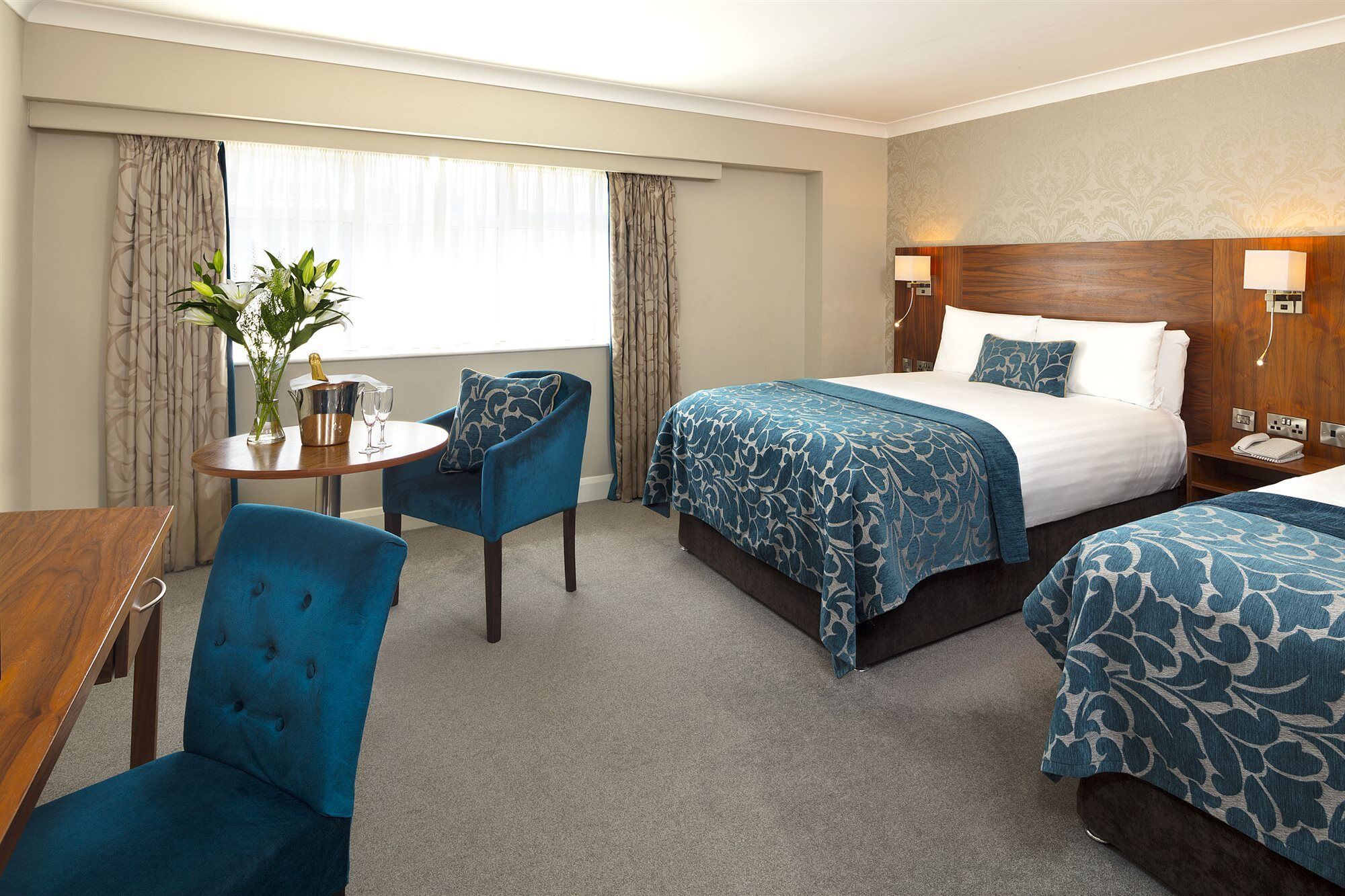 เดอะ รอยัล โฮเต็ล แอนด์ เมอริล เลชเชอร์ คลับ Hotel เบรย์ ภายนอก รูปภาพ